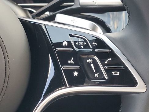 Used 2023 Mercedes-Benz S 580 S 580 image 23