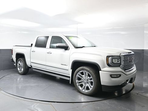 Used 2018 GMC Sierra 1500 Denali w/ Denali Ultimate Package AWD/4WD image 6