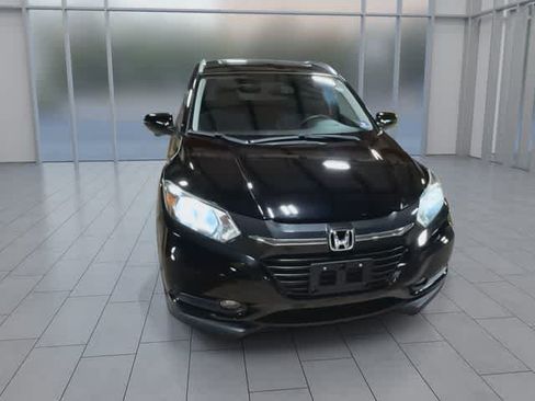 Used 2017 Honda HR-V EX-L image 3