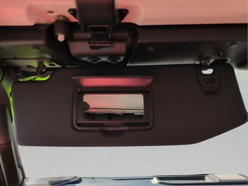 Certified 2025 Jeep Wrangler Sport image 27