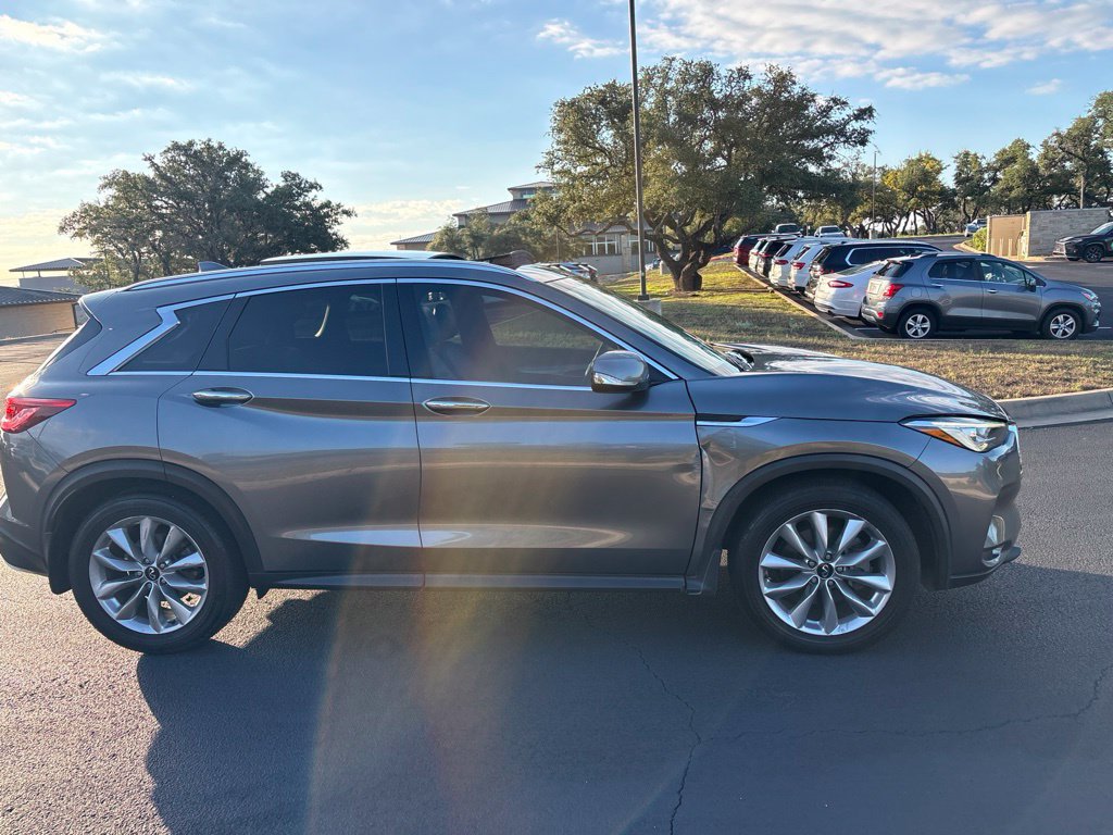 Used 2021 INFINITI QX50 Luxe FWD image 6