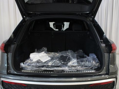 New 2026 Audi SQ5 Prestige AWD/4WD image 30