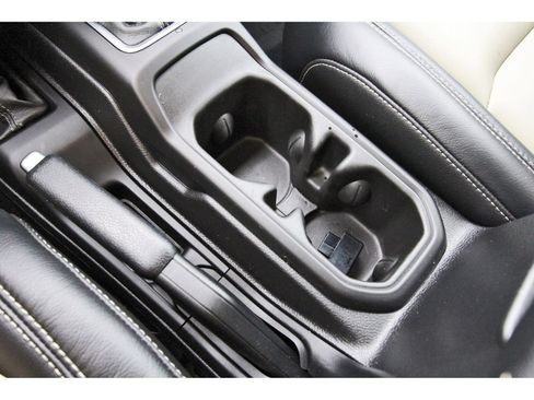 Used 2024 Jeep Wrangler Unlimited Sport AWD/4WD image 27