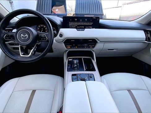 Used 2024 MAZDA CX-90 3.3 Turbo S w/ Premium Package image 16