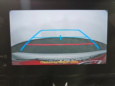 Used 2026 Toyota Corolla SE FWD image 18
