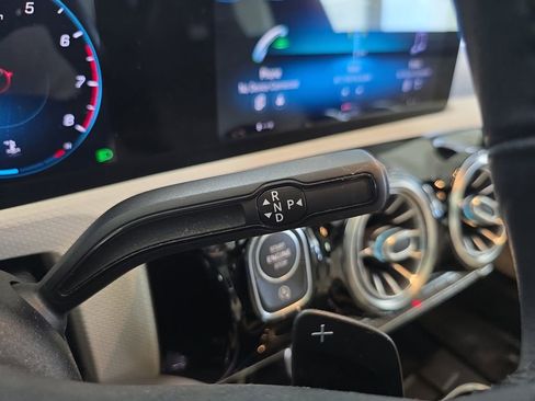 Used 2020 Mercedes-Benz CLA 250 image 26