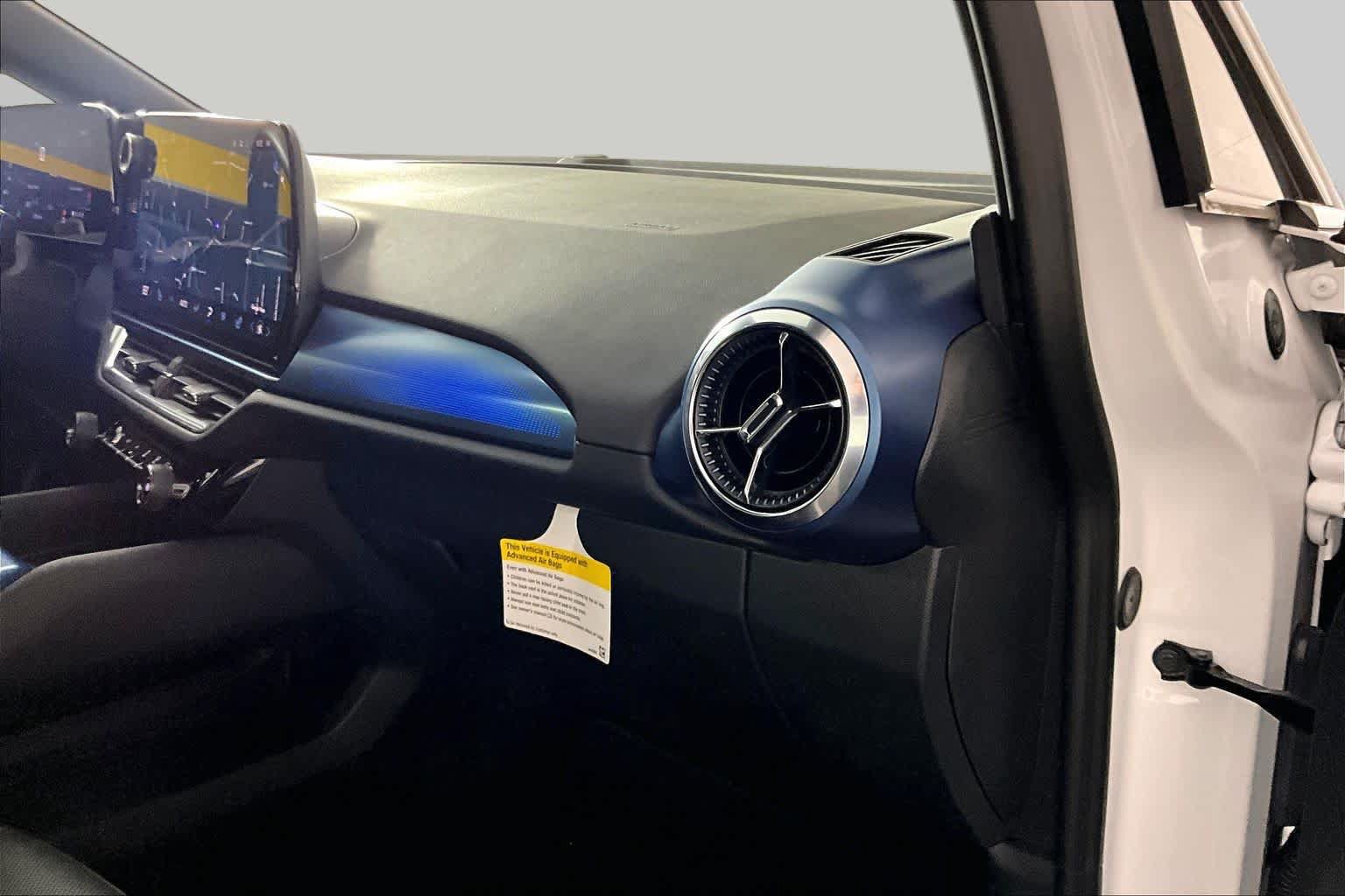 Used 2024 Chevrolet Equinox EV LT w/ LPO, Blackout Package FWD image 16
