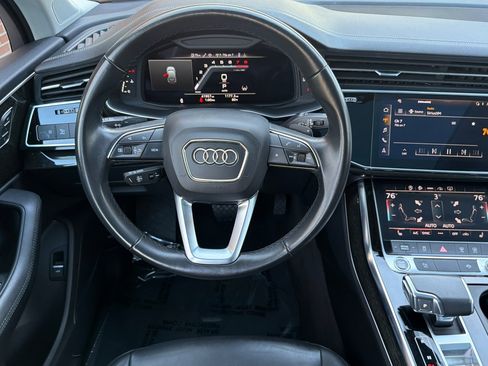 Used 2024 Audi Q7 3.0T Premium Plus image 14