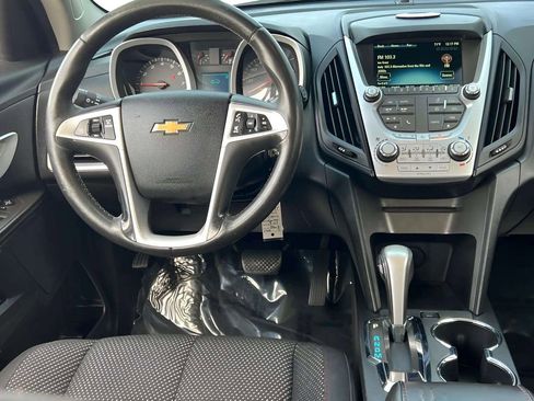 Used 2015 Chevrolet Equinox LT w/ Driver Convenience Package FWD image 9