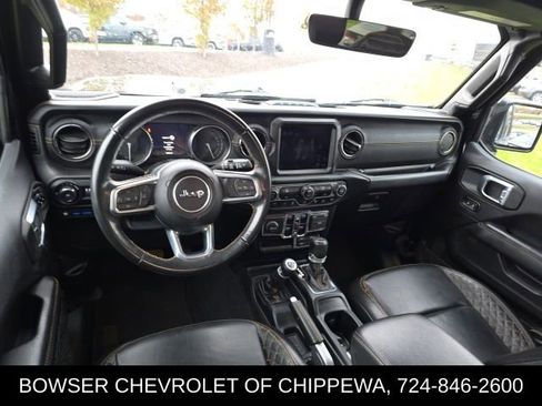 Used 2022 Jeep Wrangler Unlimited Sahara image 11