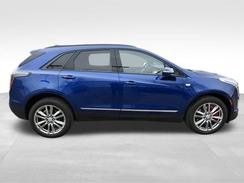 Used 2025 Cadillac XT5 Sportv w/ Technology Package AWD/4WD image 16