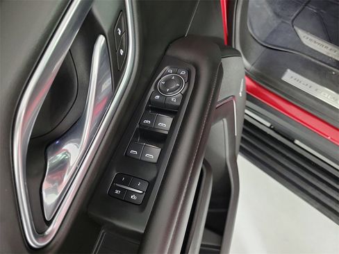 Used 2021 Chevrolet Tahoe High Country w/ Premium Package image 21