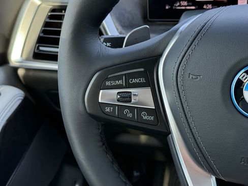 New 2026 BMW X5 xDrive50e image 17