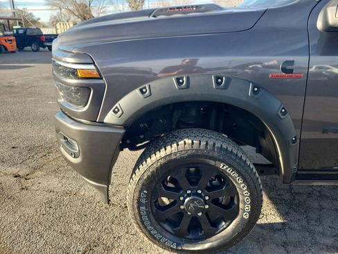 Used 2025 RAM 3500 Laramie image 10