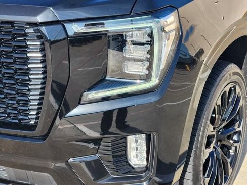 Used 2022 GMC Yukon Denali RWD image 9