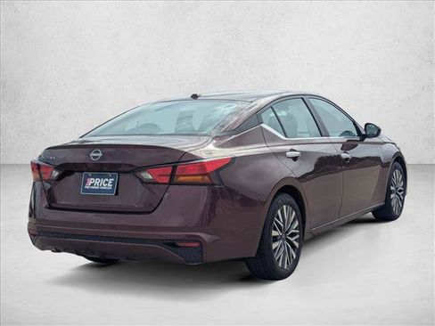 Used 2025 Nissan Altima 2.5 SV image 5