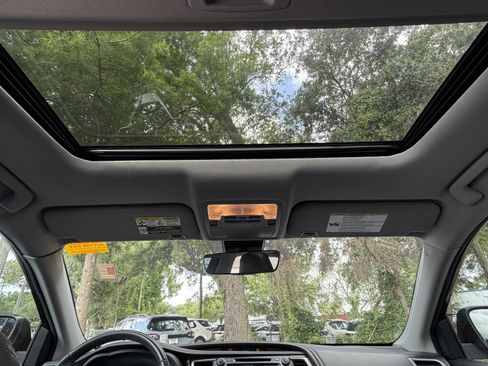 Used 2018 Toyota Highlander XLE FWD image 37