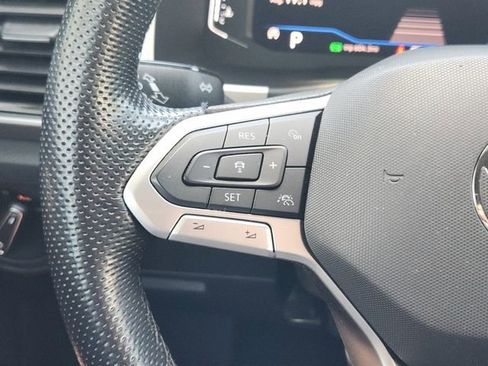 Used 2021 Volkswagen Atlas Cross Sport SEL Premium R-Line w/ Cross Sport MDO Package AWD/4WD image 28
