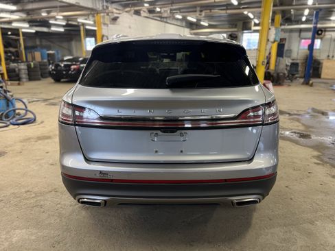Used 2023 Lincoln Nautilus Reserve AWD/4WD image 6