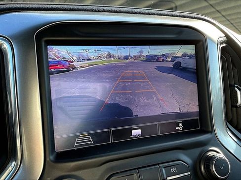 Used 2020 Chevrolet Silverado 1500 LTZ AWD/4WD image 15