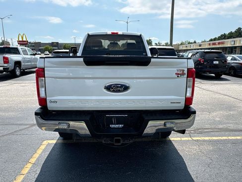 Used 2017 Ford F250 XL w/ Power Equipment Group AWD/4WD image 4