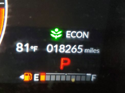 Certified 2024 Honda HR-V LX image 25