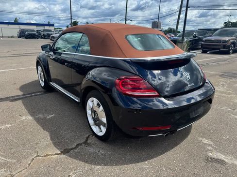 Used 2019 Volkswagen Beetle 2.0T Final Edition SEL FWD image 8