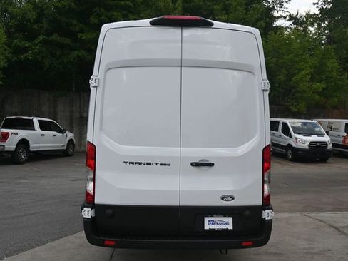 Used 2026 Ford Transit 250 148 High Roof Extended RWD image 5
