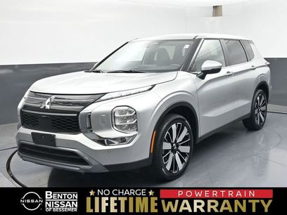 Used 2025 Mitsubishi Outlander SE