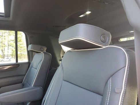 New 2026 GMC Yukon XL Elevation w/ Elevation Premium Package image 10