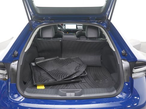 Used 2026 Toyota Prius Plug-In Hybrid image 16