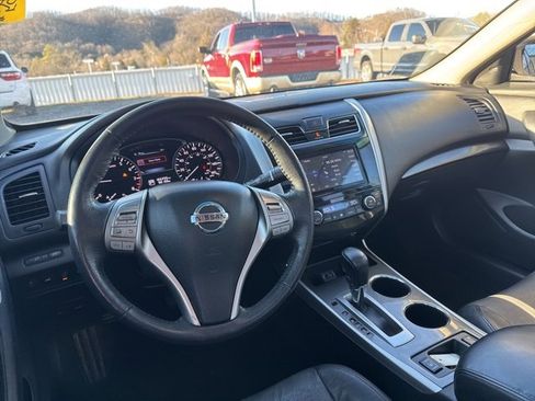 Used 2014 Nissan Altima 2.5 SL w/ Technology Package image 13