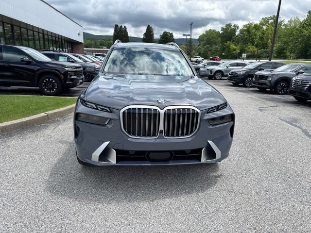 Used 2026 BMW X7 xDrive40i AWD/4WD image 10