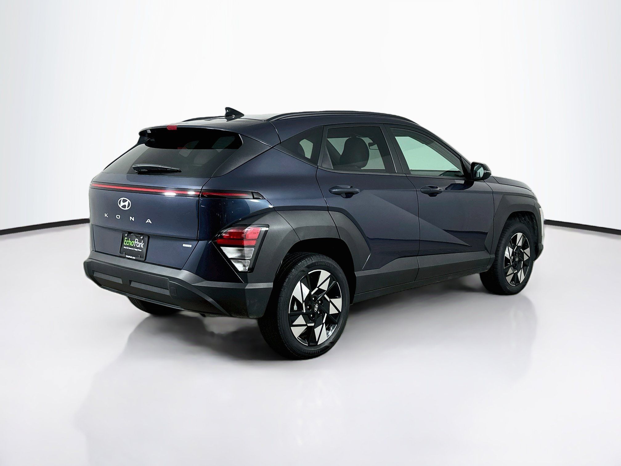 Used 2025 Hyundai Kona SEL AWD/4WD image 9