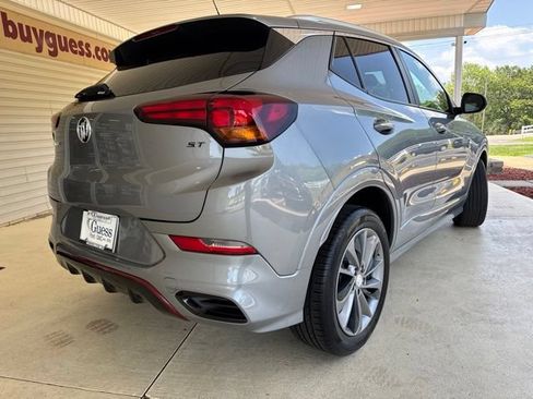Used 2023 Buick Encore GX Select w/ Sport Touring Package FWD image 8