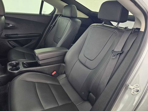 Used 2014 Chevrolet Volt Premium w/ Premium Trim Package image 17