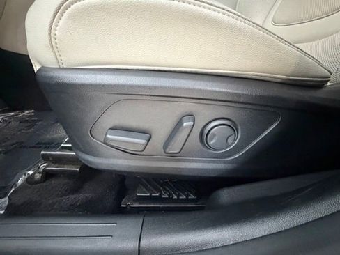 Used 2024 Hyundai Tucson Limited AWD/4WD image 29