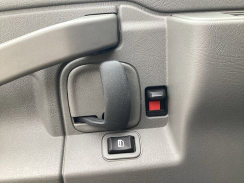 New 2025 Chevrolet Express 2500 image 20