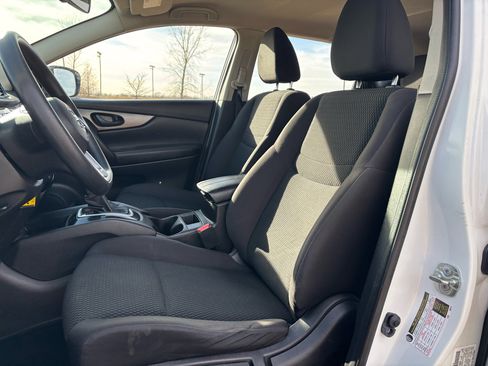 Used 2018 Nissan Rogue Sport S w/ S Appearance Package image 19