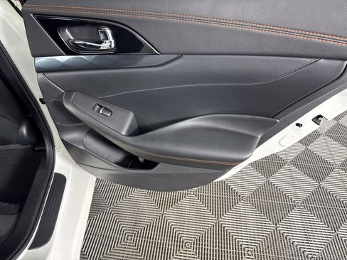 Used 2021 Nissan Maxima SR image 30