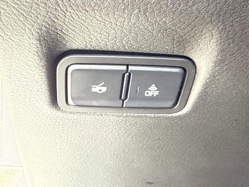 Used 2015 Chevrolet Corvette Stingray Convertible w/ 3LT Preferred Equipment Group image 42