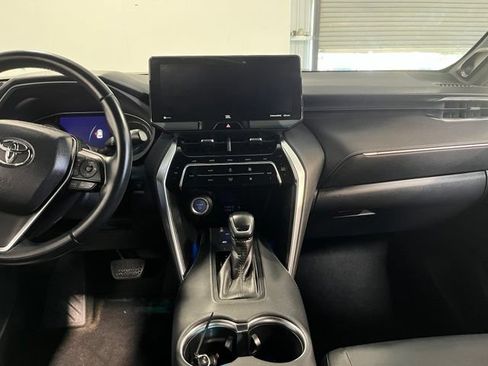 Used 2021 Toyota Venza XLE w/ Carpet Mat Package (TMS) AWD/4WD image 20