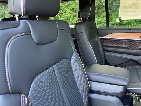 New 2025 Jeep Grand Cherokee L Summit image 41