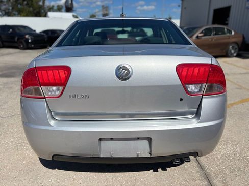 Used 2010 Mercury Milan Base image 4