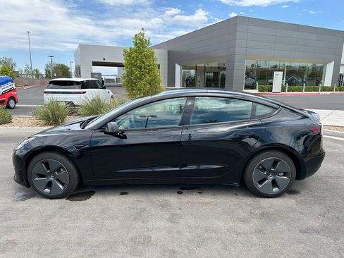 Used 2023 Tesla Model 3 Standard Range RWD image 9