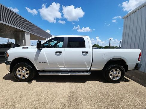 Used 2024 RAM 2500 Big Horn AWD/4WD image 19