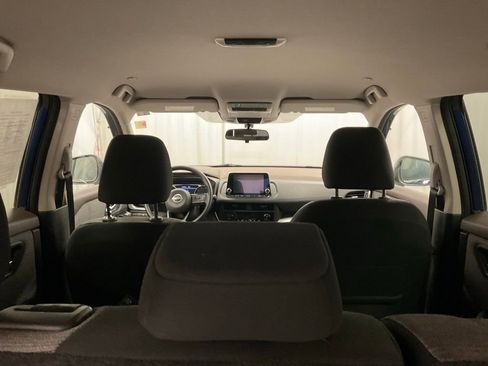 Used 2023 Nissan Rogue SV AWD/4WD image 7