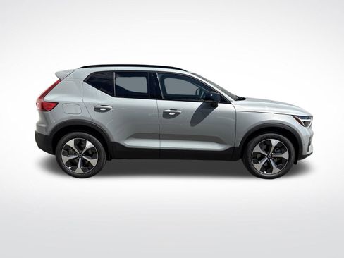 New 2026 Volvo XC40 B5 Plus w/ Protection Package Premier image 6