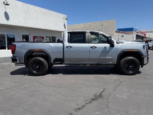 Used 2024 GMC Sierra 2500 Pro w/ 1SA Pro Safety Plus Package AWD/4WD image 2