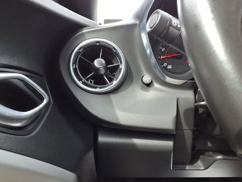 Used 2022 Chevrolet Camaro LT RWD image 12